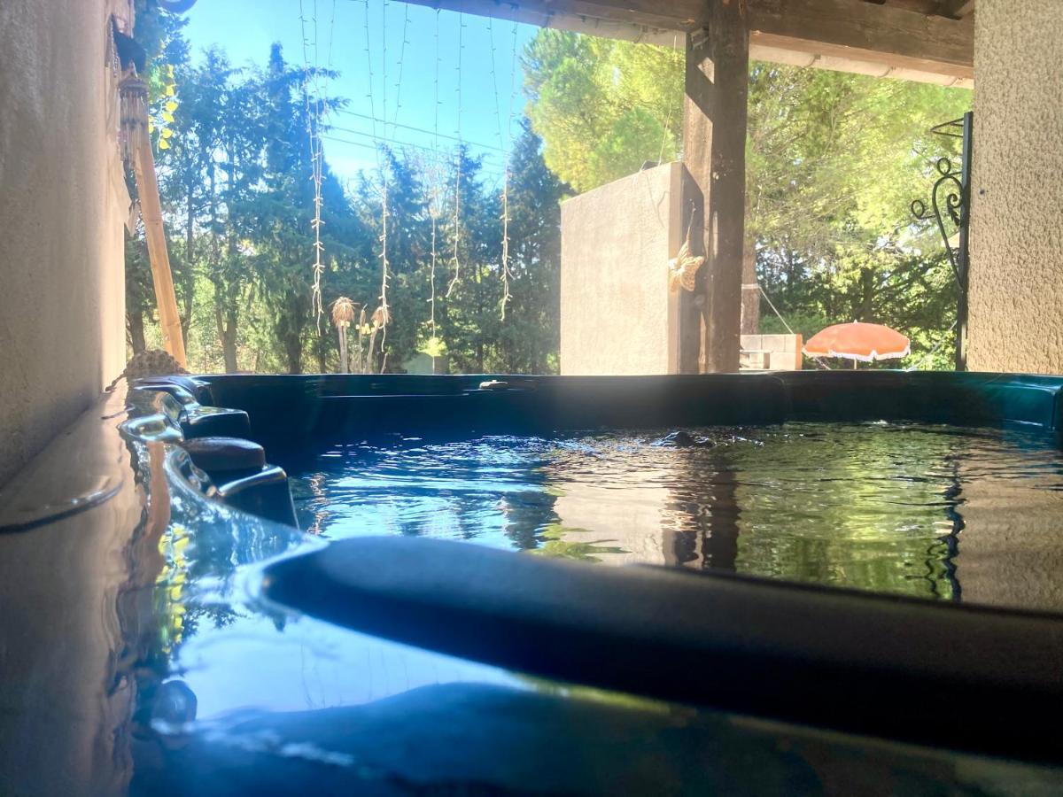 110m2, 7 Pers, Jacuzzi , 3 Chambres, Terrain Clos Et Arboré 2500m2 * Trèbes