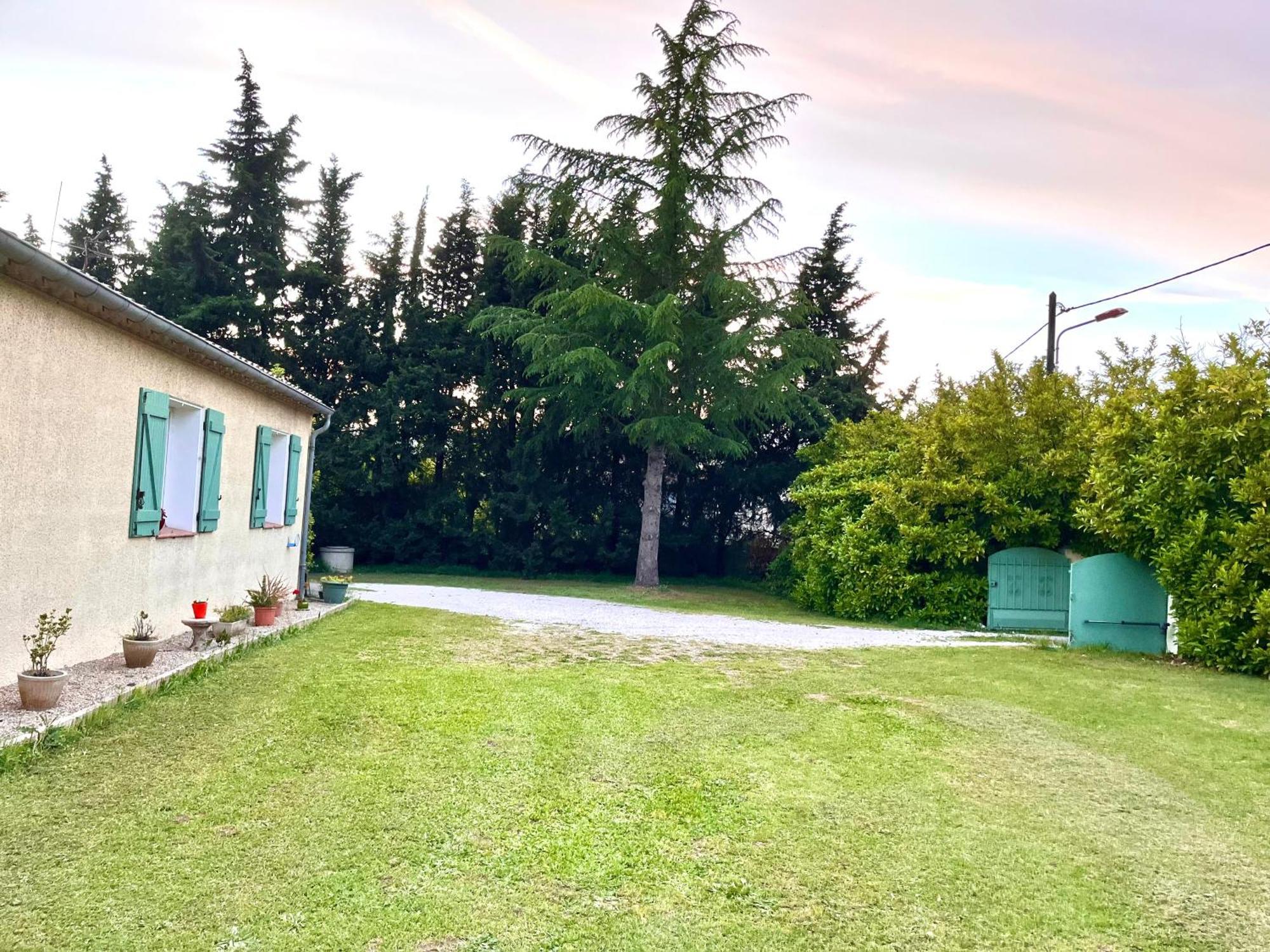 110m2, 7 Pers, Jacuzzi , 3 Chambres, Terrain Clos Et Arboré 2500m2 Villa *